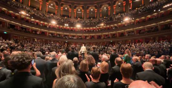 Amazing standing ovation at The Royal Albert Hall - Witney Vocals - Witney Choir